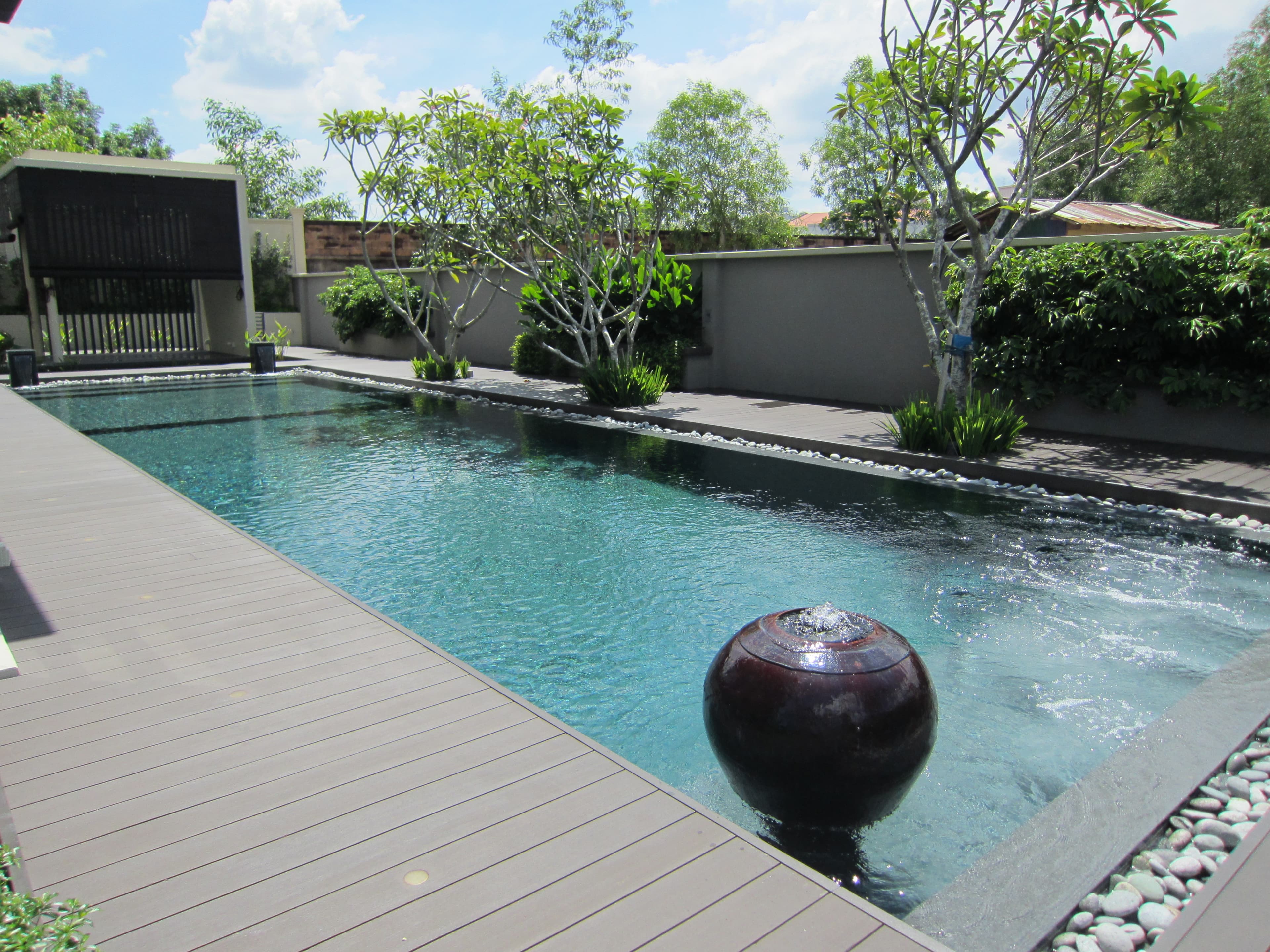Bungalow, Clubhouse - 1