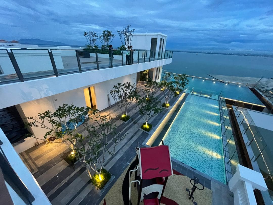 Swimming Pool Image